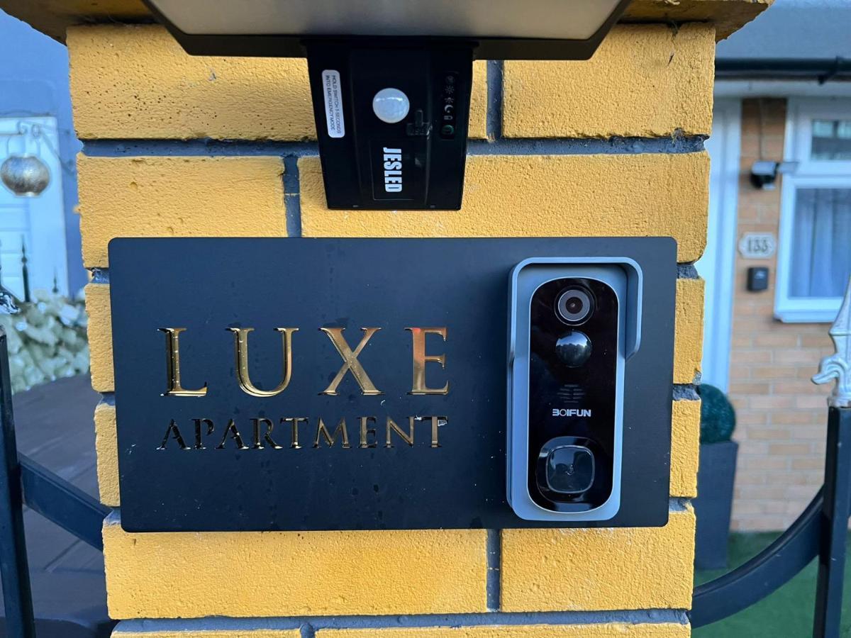 Apartment Luxe Free Wifi, Free Parking, Free Netflix Friern Barnet Eksteriør bilde