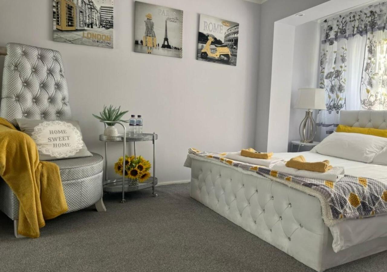 Apartment Luxe Free Wifi, Free Parking, Free Netflix Friern Barnet Eksteriør bilde